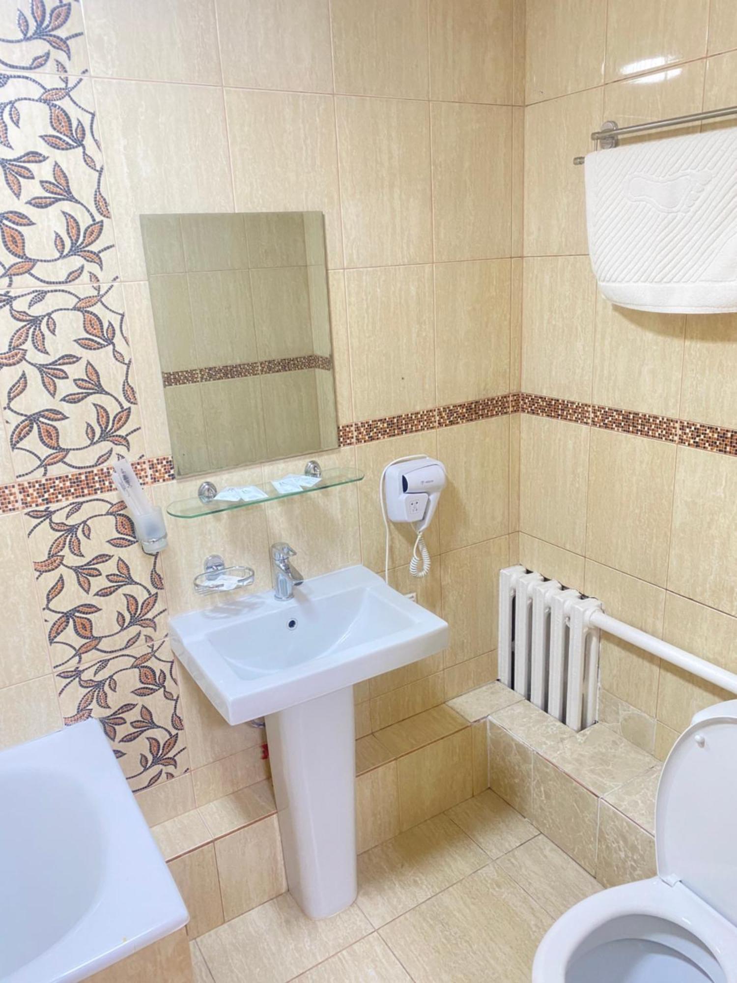 Belon Inn Astana Zewnętrze zdjęcie