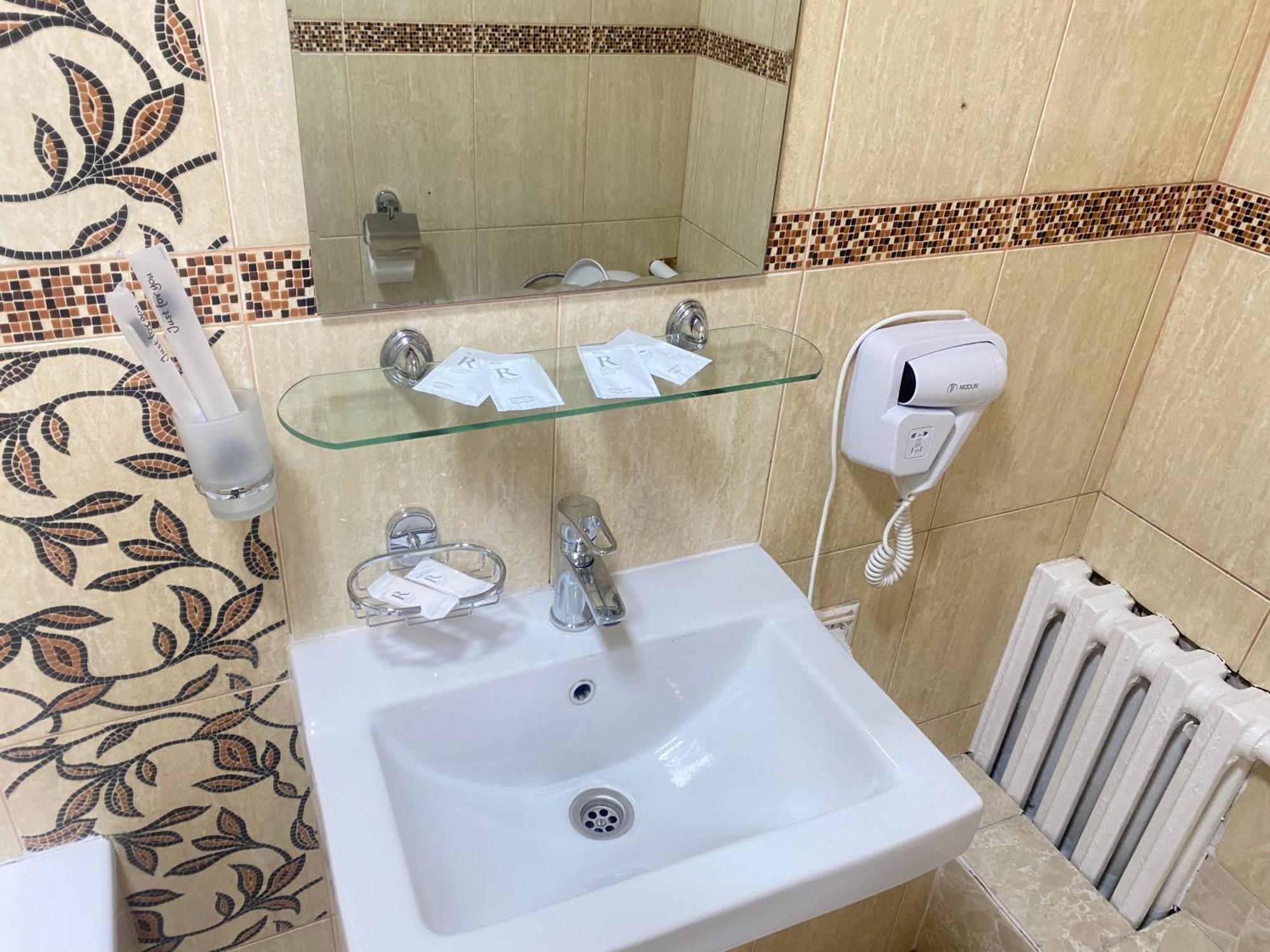 Belon Inn Astana Zewnętrze zdjęcie